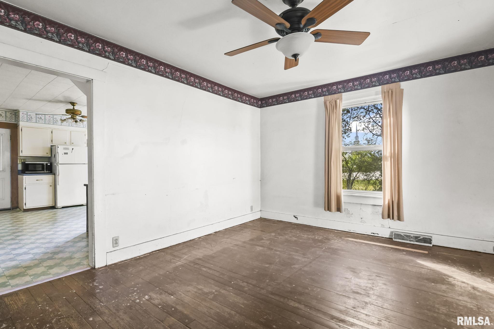 4516 Camp Butler Road Springfield, IL 62707 - Photo 7 of 23