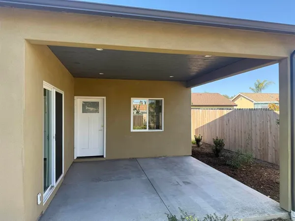 $2,600 | 3609 Santa Luna Court, San Marcos, CA 92078