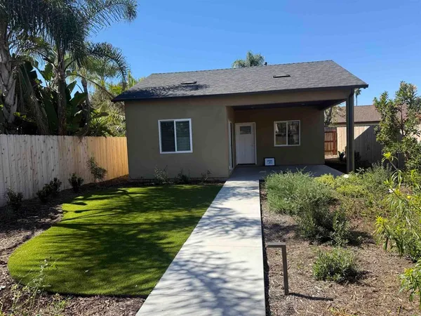 $2,600 | 3609 Santa Luna Court, San Marcos, CA 92078