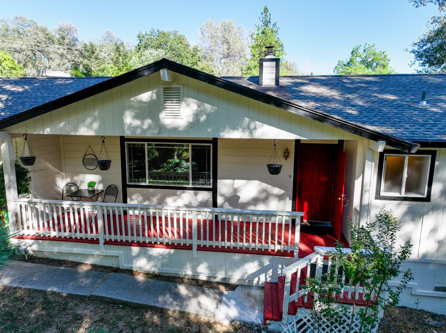 698 Atkins Road Grass Valley, CA 95945 - Photo 1 of 1 Gallery Image 1