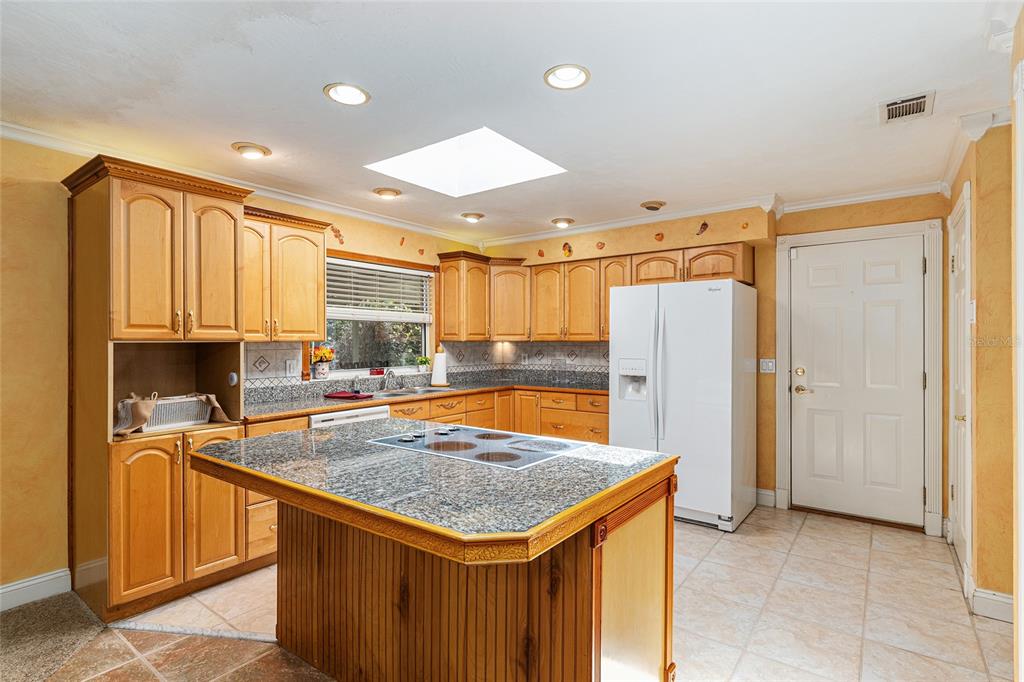 7515 Southwest 36 Avenue Gainesville, FL 32608 - Photo 15 of 82