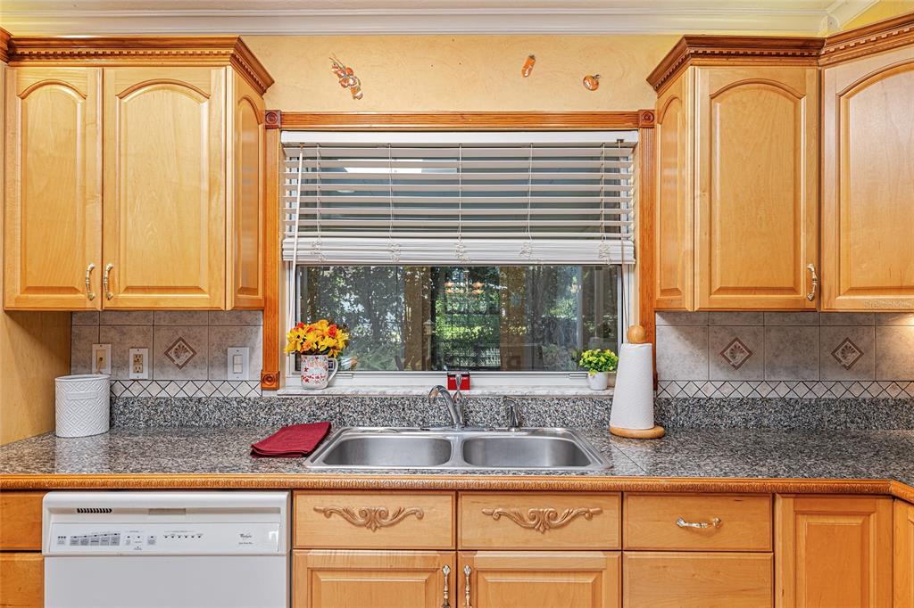 7515 Southwest 36 Avenue Gainesville, FL 32608 - Photo 18 of 82