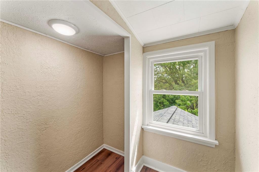 34 Meyers Road Washington, PA 15301 - Photo 20 of 34 a view of a hallway with a window