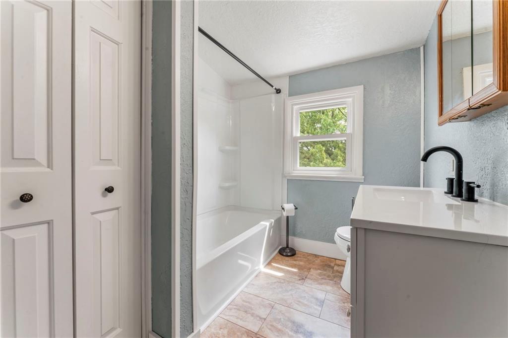 34 Meyers Road Washington, PA 15301 - Photo 23 of 34 a bathroom with a sink toilet and a bathtub