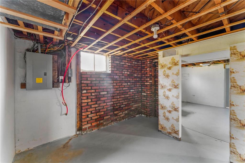 34 Meyers Road Washington, PA 15301 - Photo 28 of 34 a view of water heater room with stairs