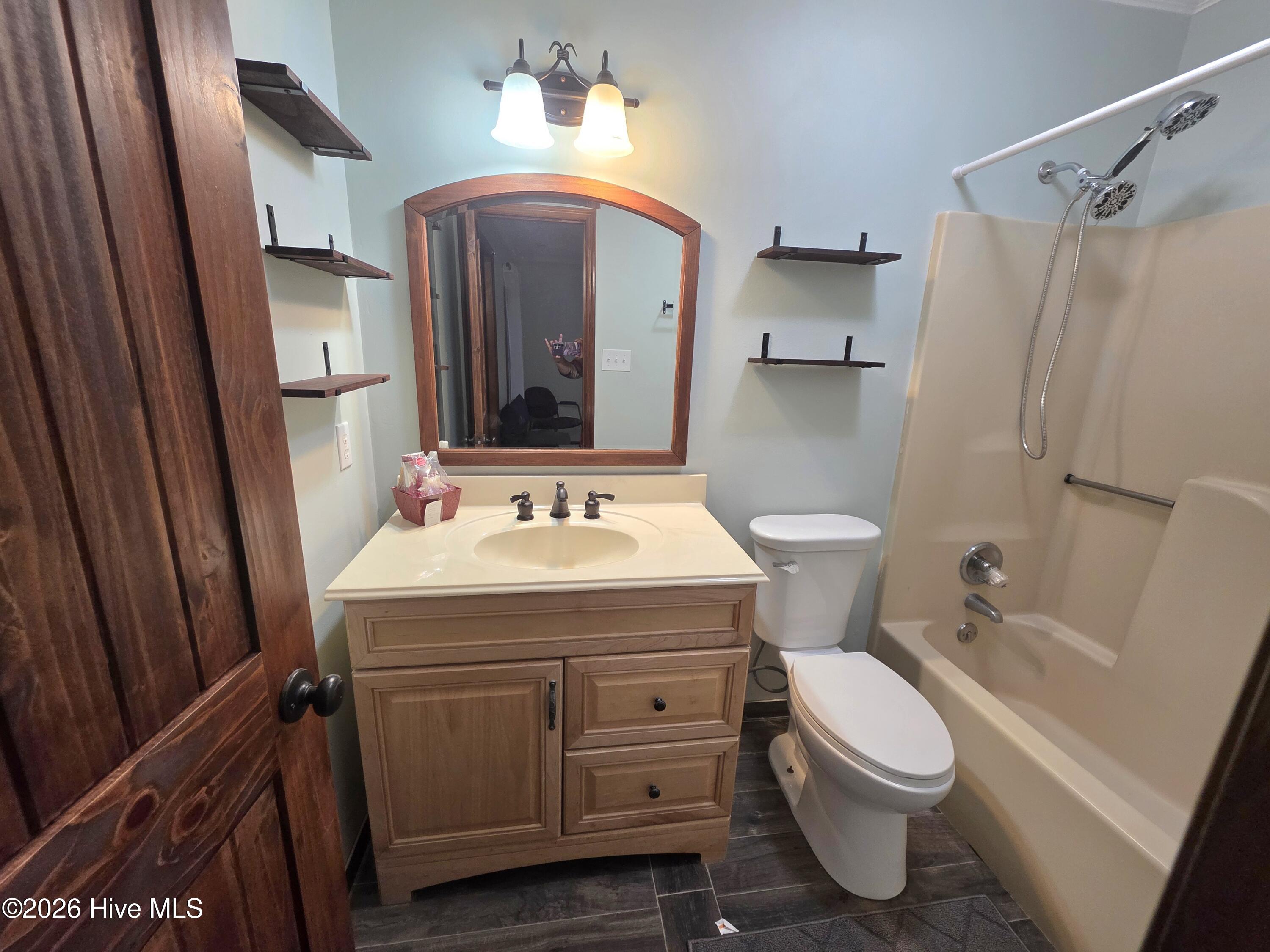 507 Fox Run Road Jacksonville, NC 28546 - Photo 21 of 27 Primary Bath