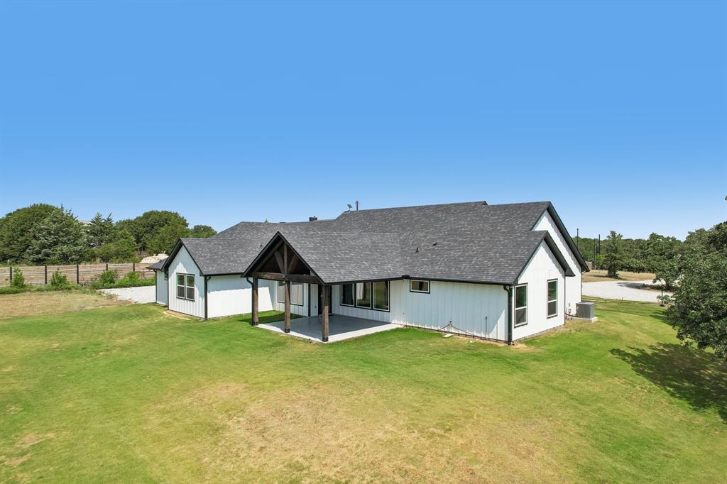165 Rolling Bnd Road Alvord, TX 76225 - Photo 35 of 39 Gallery Image 35