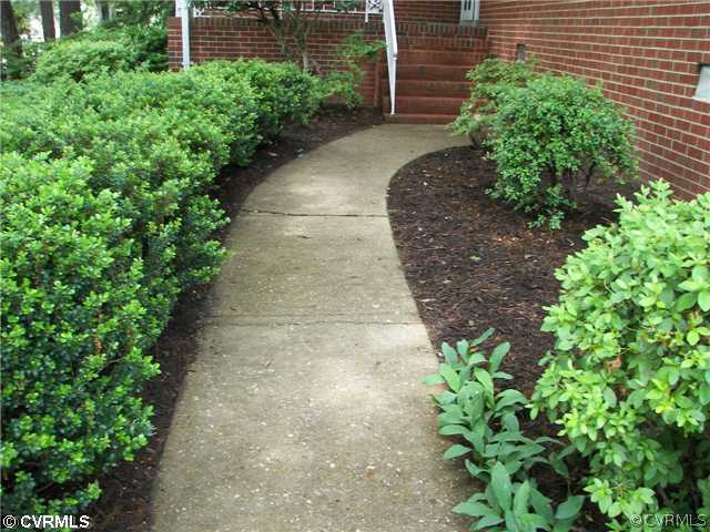 9302 Ashford Road Henrico, VA 23229 - Photo 11 of 12 View