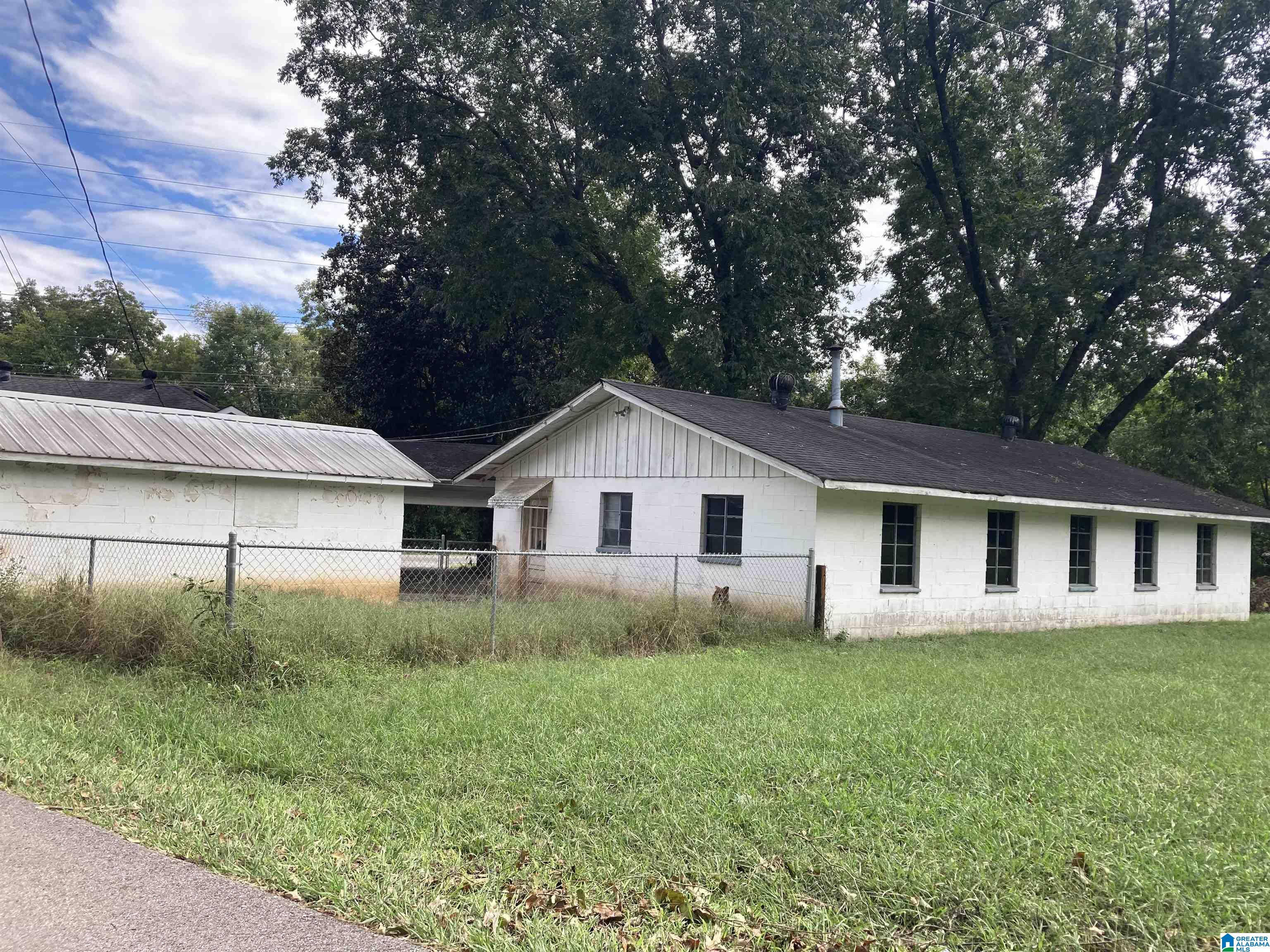 402 Elm Street Southwest Bessemer, AL 35022 - Photo 17 of 48