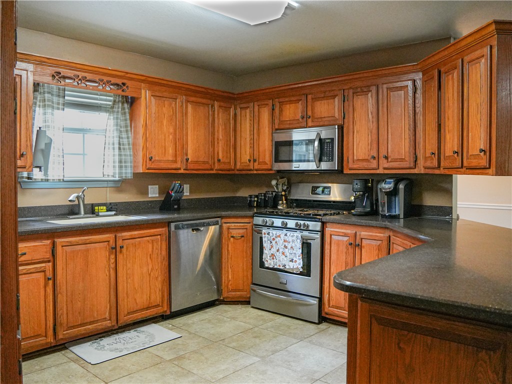 16 Bakers Spring Road Russellville, AR 72802 - Photo 11 of 44 Gallery Image 11