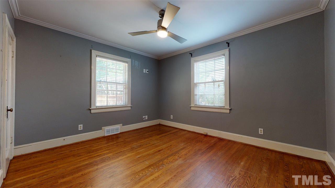 2724 Everett Avenue Raleigh, NC 27607 - Photo 14 of 30