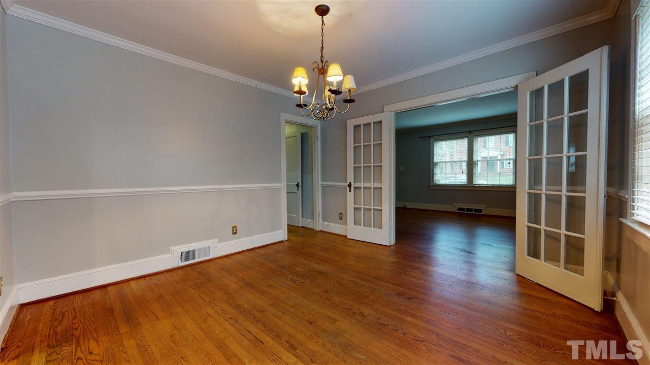 2724 Everett Avenue Raleigh, NC 27607 - Photo 8 of 30