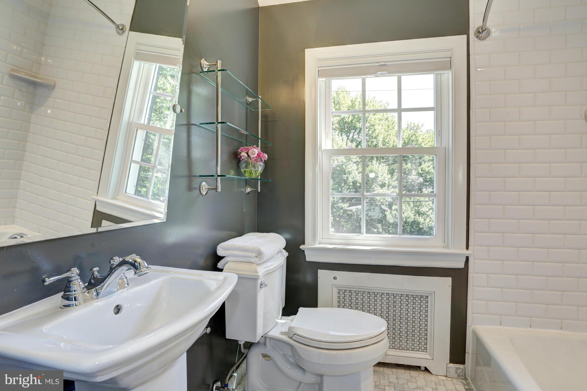 5304 Wriley Road Bethesda, MD 20816 - Photo 21 of 30 Full Bath with Beveled and Marble Tile