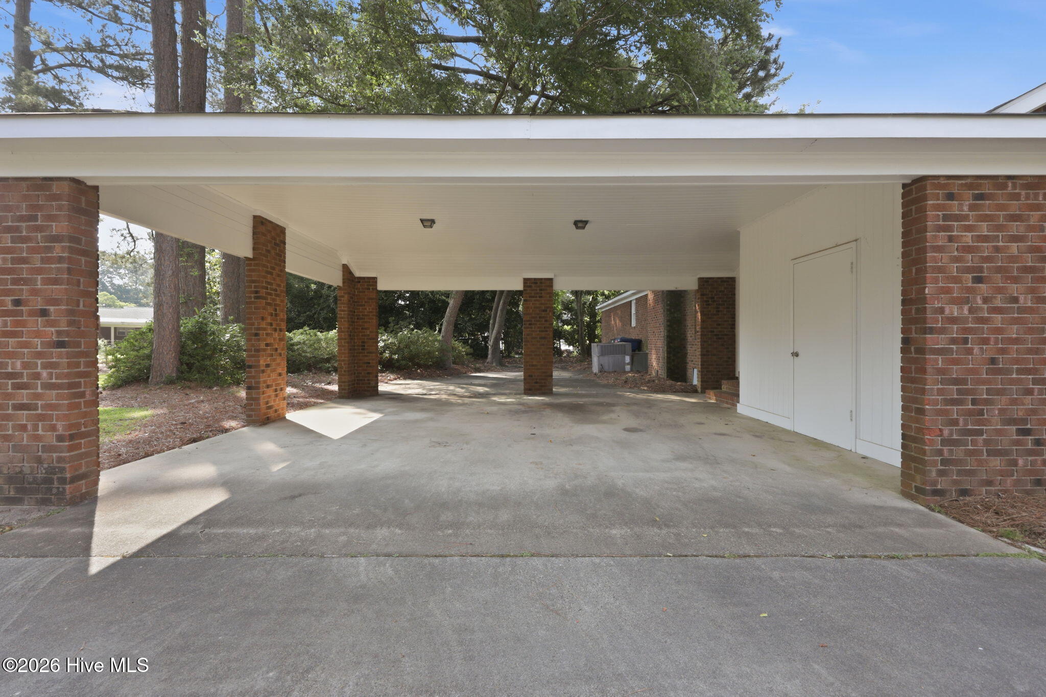 1205 West Highland Avenue Kinston, NC 28501 - Photo 10 of 48