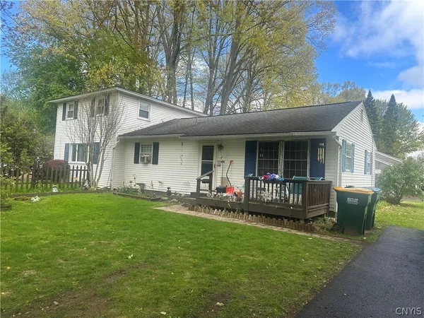 $264,900 | 600 Palmer Drive, Clay, NY 13212