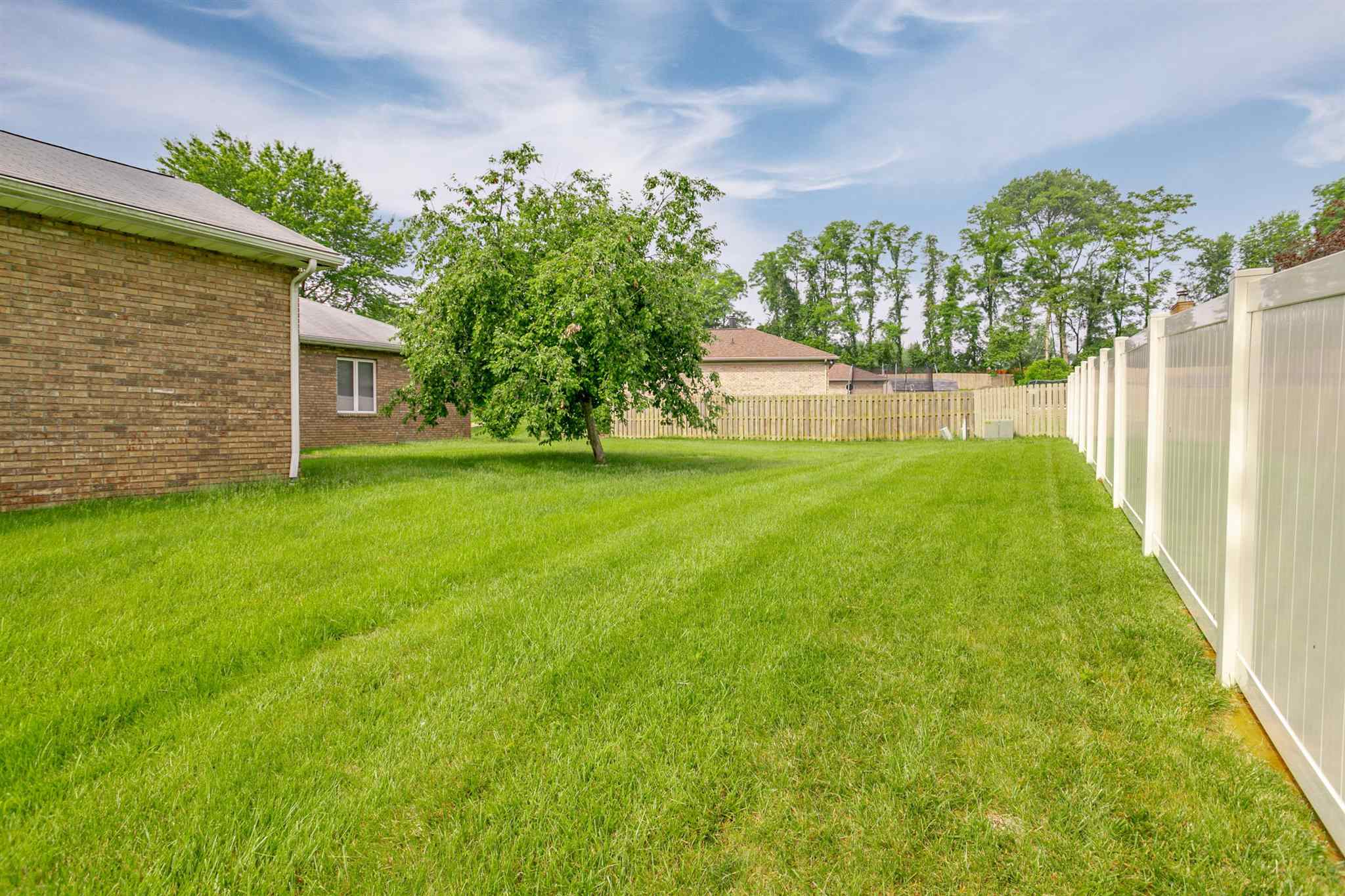 7522 Middlefield Road Newburgh, IN 47630 - Photo 28 of 32 Gallery Image 28