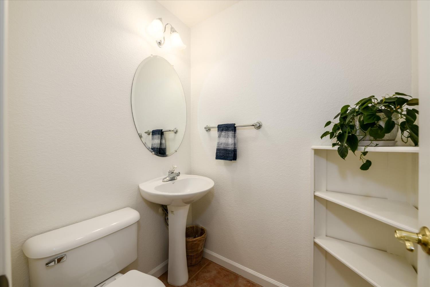 3167 San Nicolas Road West Sacramento, CA 95691 - Photo 13 of 37 Downstairs half bath