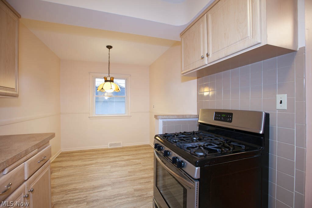 4117 Stonehaven Road Cleveland, OH 44121 - Photo 29 of 34