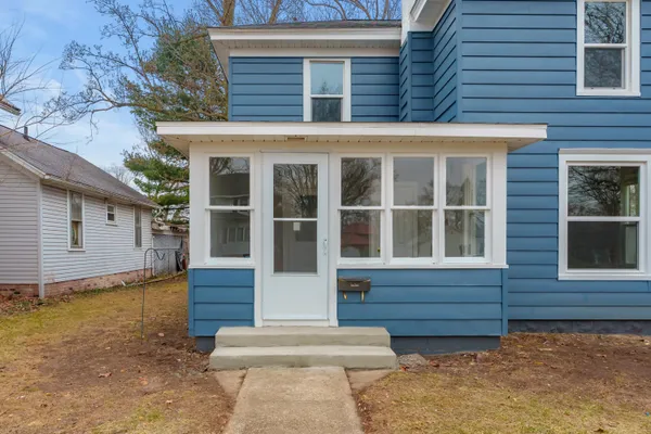 $225,000 | 365 White Pigeon Street, Constantine, MI 49042