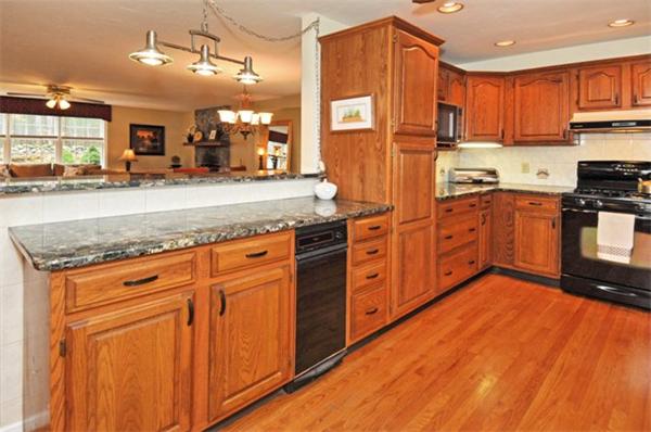 168 Dodge Road Rowley, MA 01969 - Photo 8 of 30 Gallery Image 8