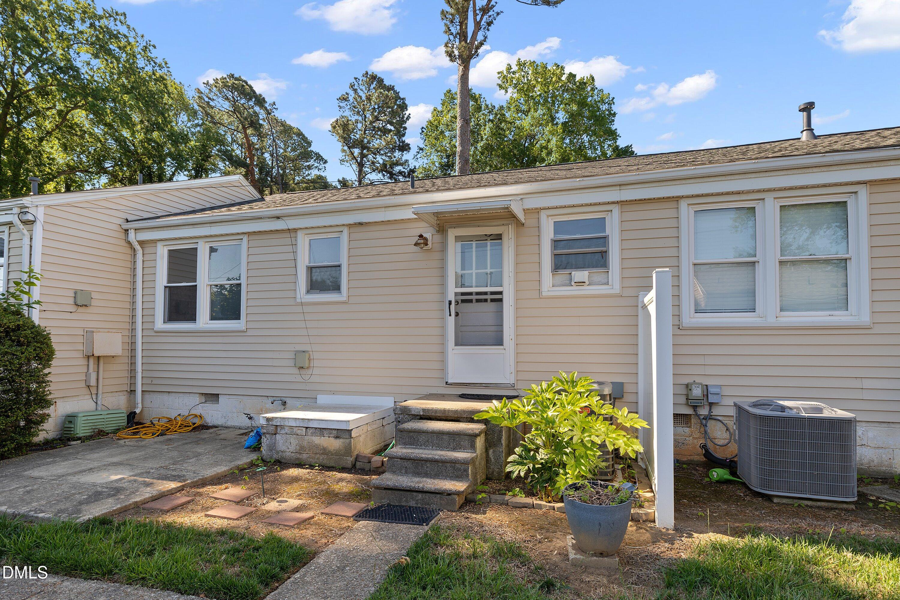 2324 Bernard Street Raleigh, NC 27608 - Photo 29 of 32