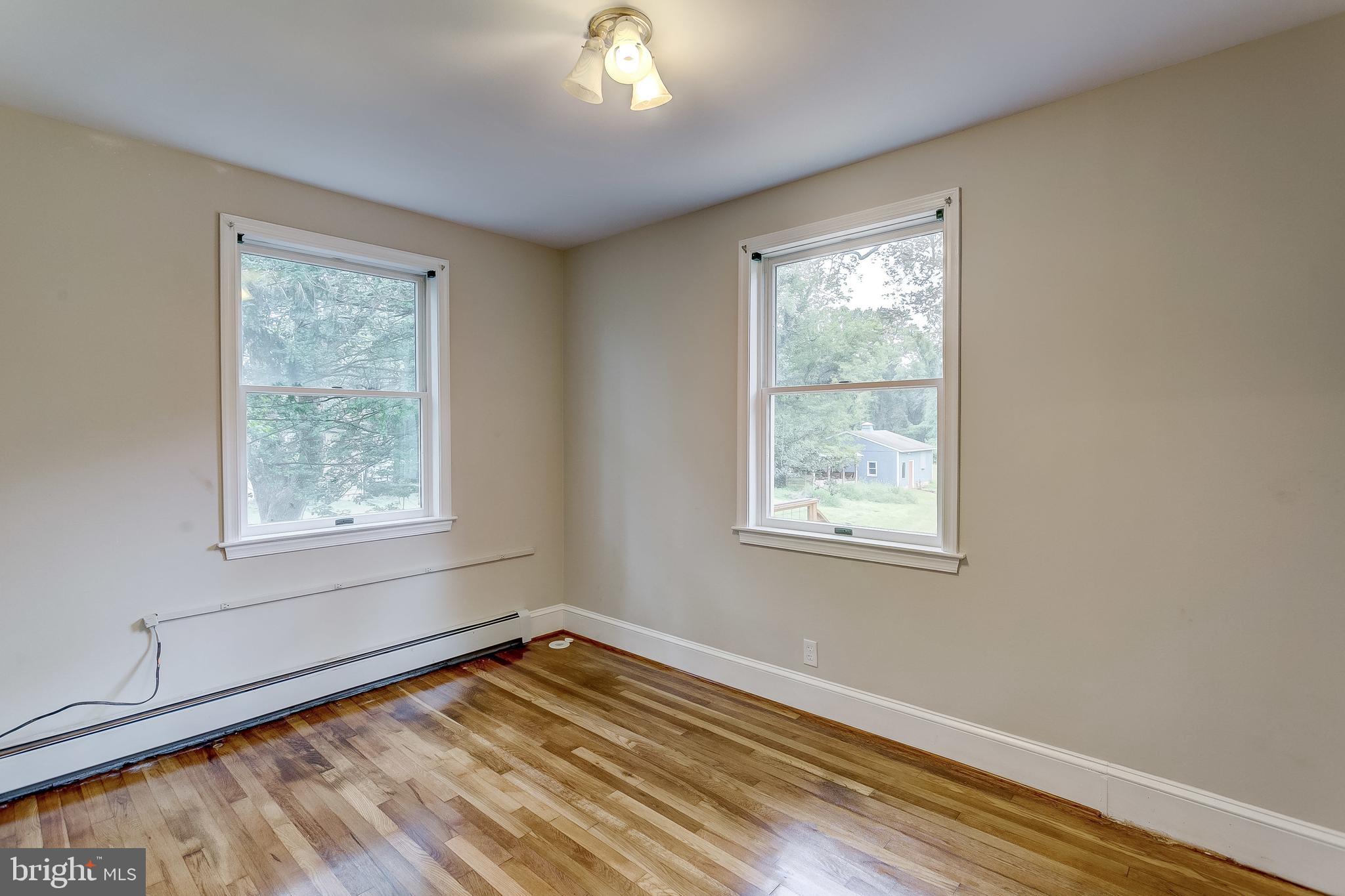 1124 Greenway Road Cockeysville, MD 21030 - Photo 12 of 61