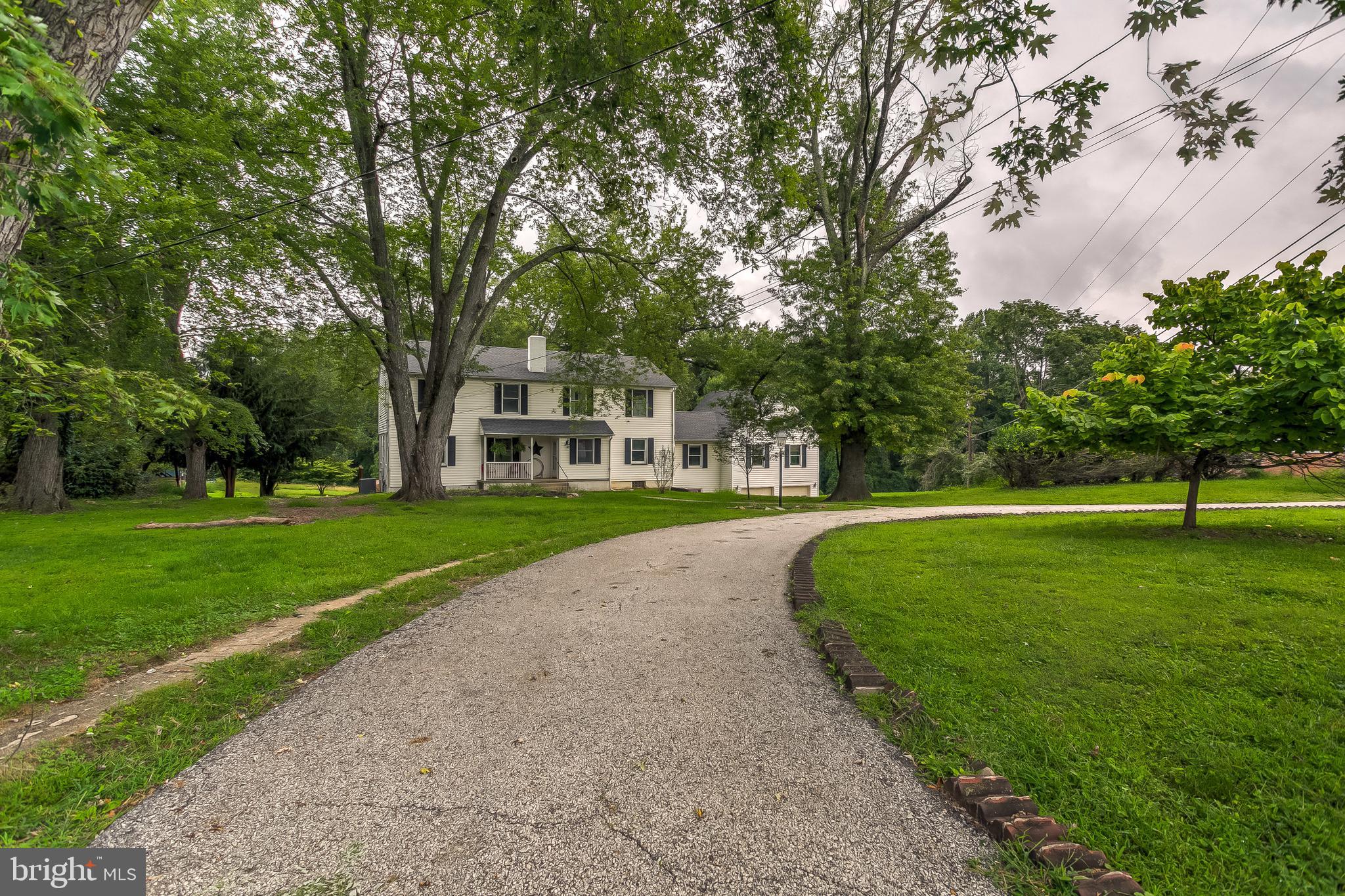 1124 Greenway Road Cockeysville, MD 21030 - Photo 3 of 61