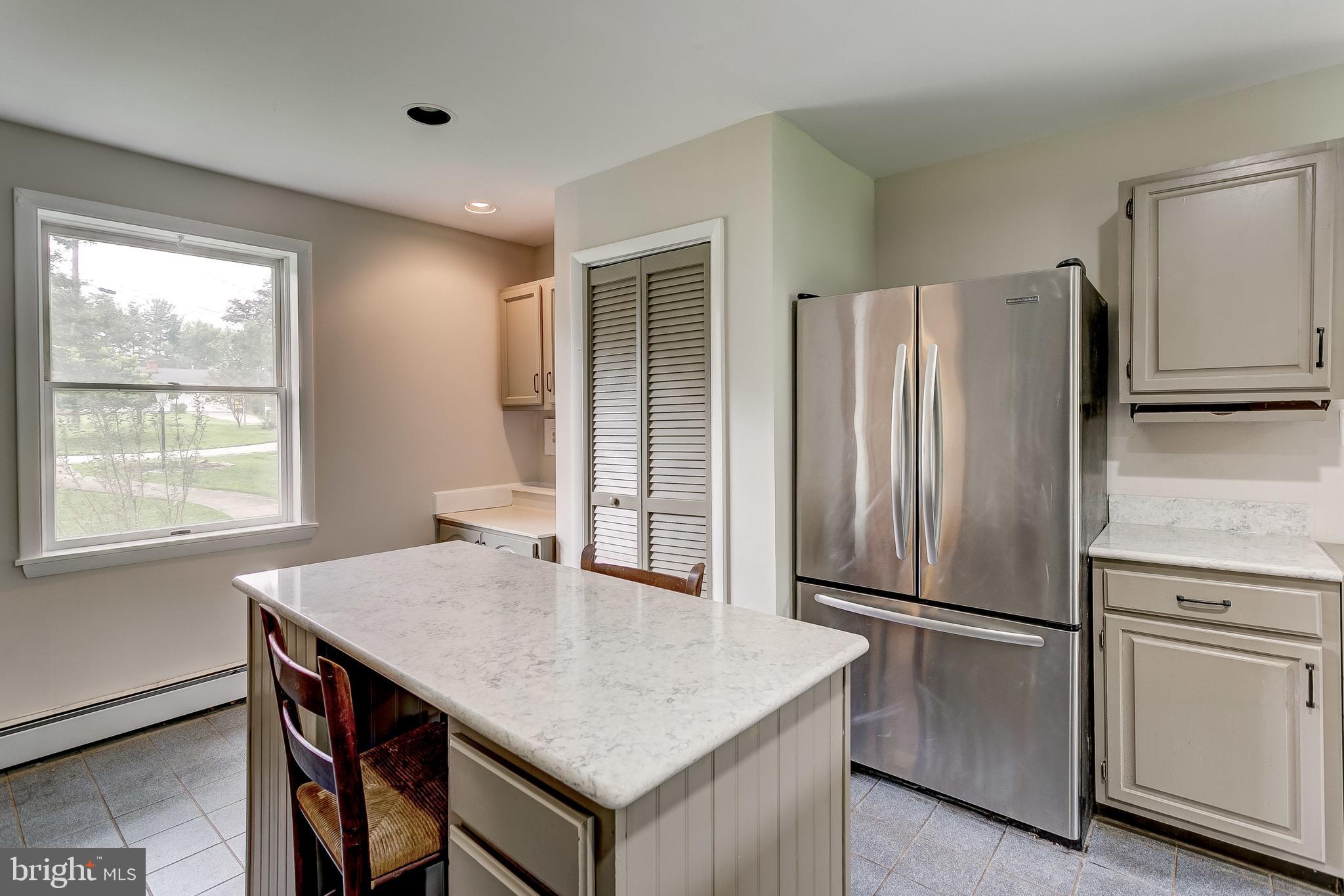 1124 Greenway Road Cockeysville, MD 21030 - Photo 23 of 61
