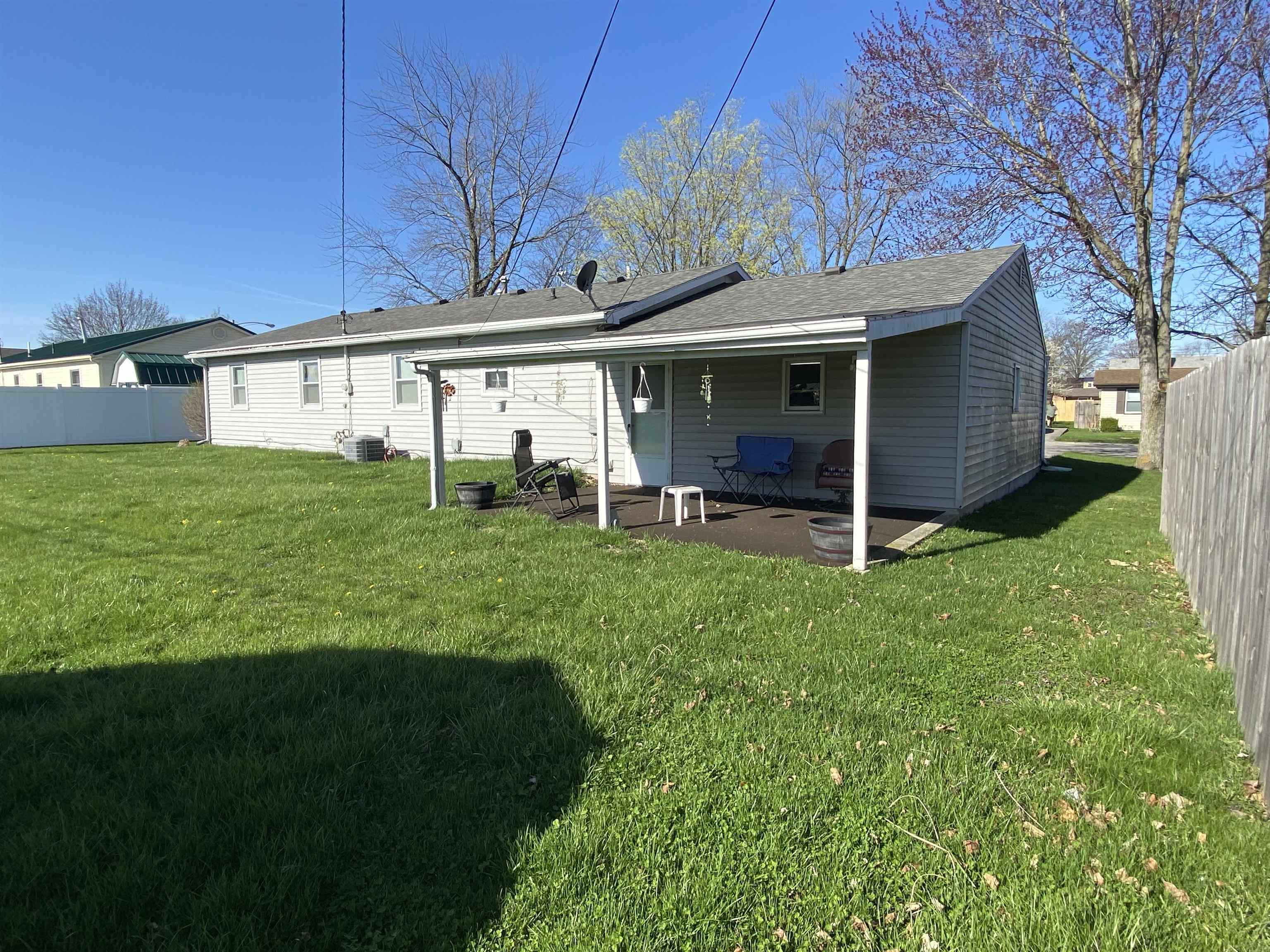 1146 Lewis Place Decatur, IN 46733 - Photo 3 of 31