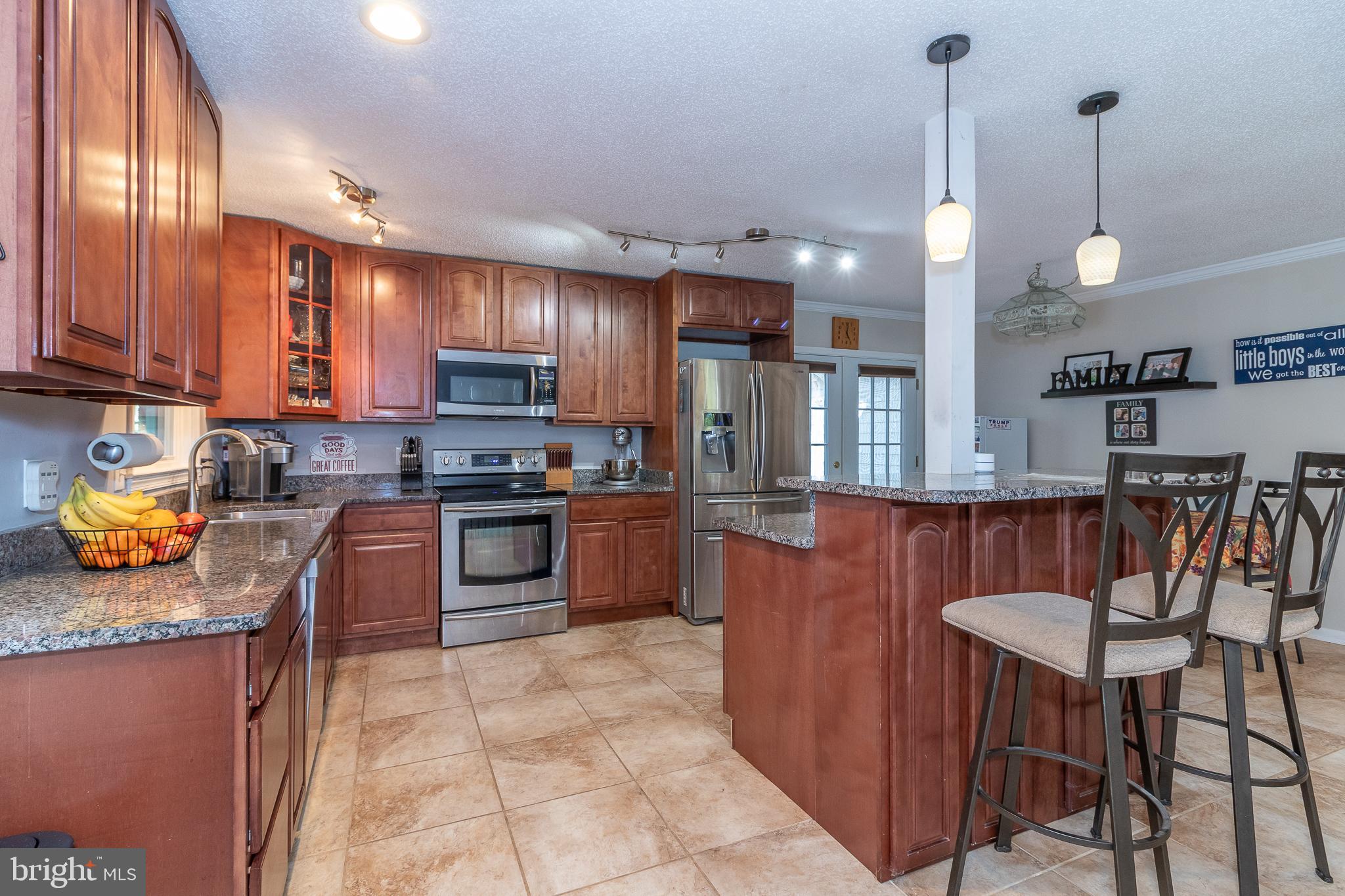 14322 Spriggs Road Woodbridge, VA 22193 - Photo 15 of 37 Gallery Image 15