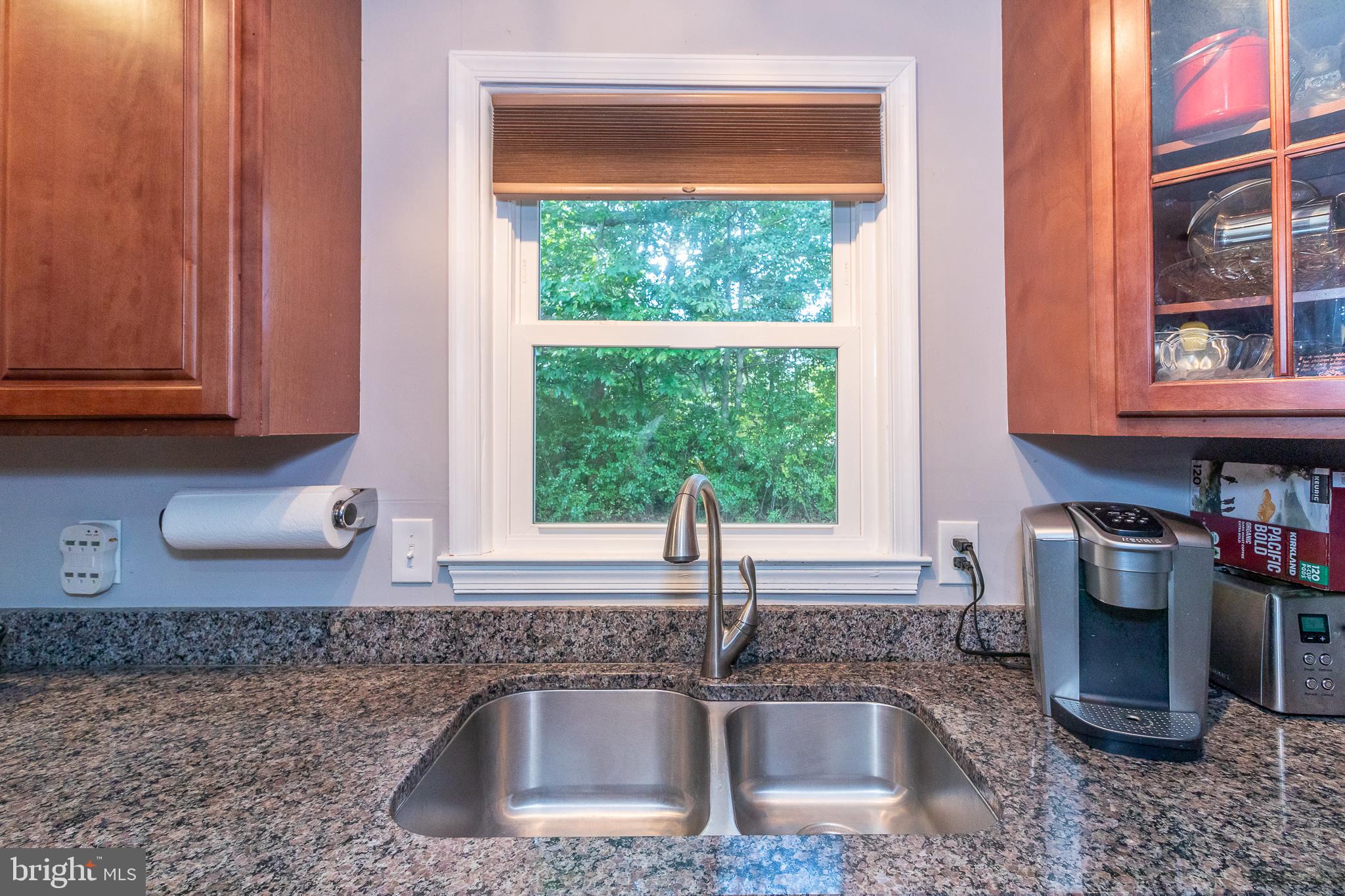 14322 Spriggs Road Woodbridge, VA 22193 - Photo 16 of 37 Gallery Image 16