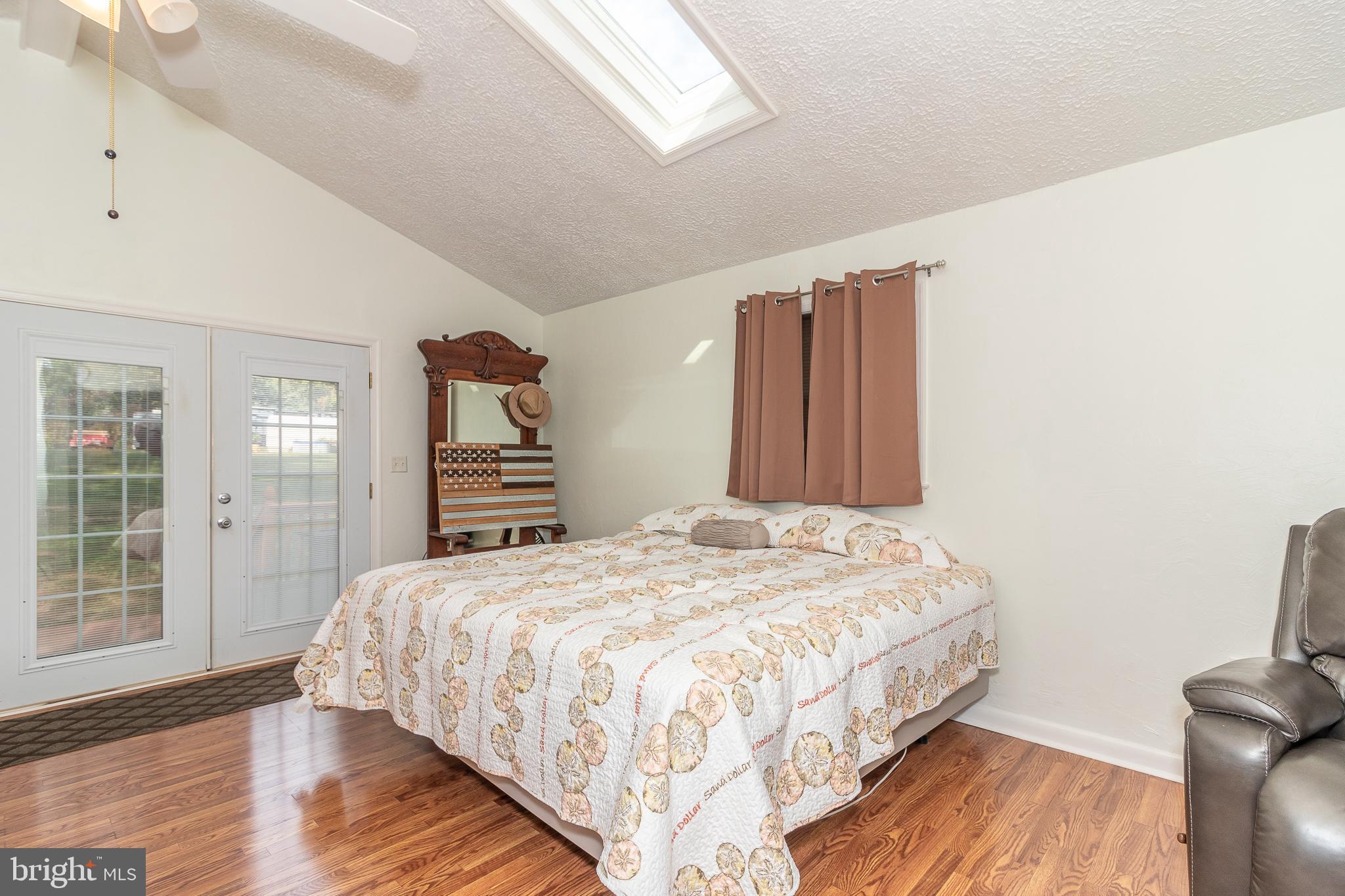 14322 Spriggs Road Woodbridge, VA 22193 - Photo 21 of 37 Gallery Image 21
