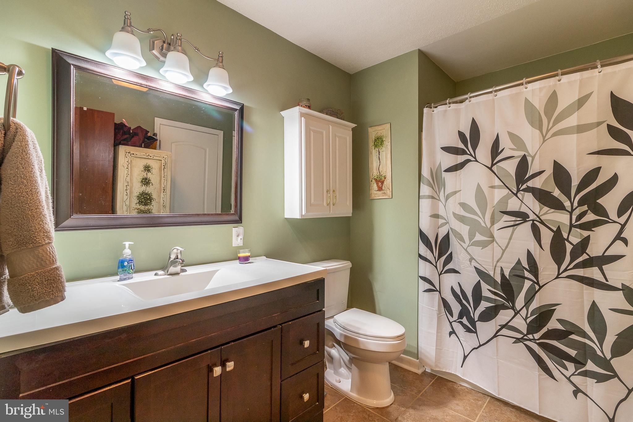 14322 Spriggs Road Woodbridge, VA 22193 - Photo 27 of 37 Gallery Image 27