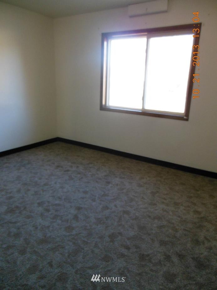 1228 Pershing Road Moses Lake, WA 98837 - Photo 7 of 15 Gallery Image 7