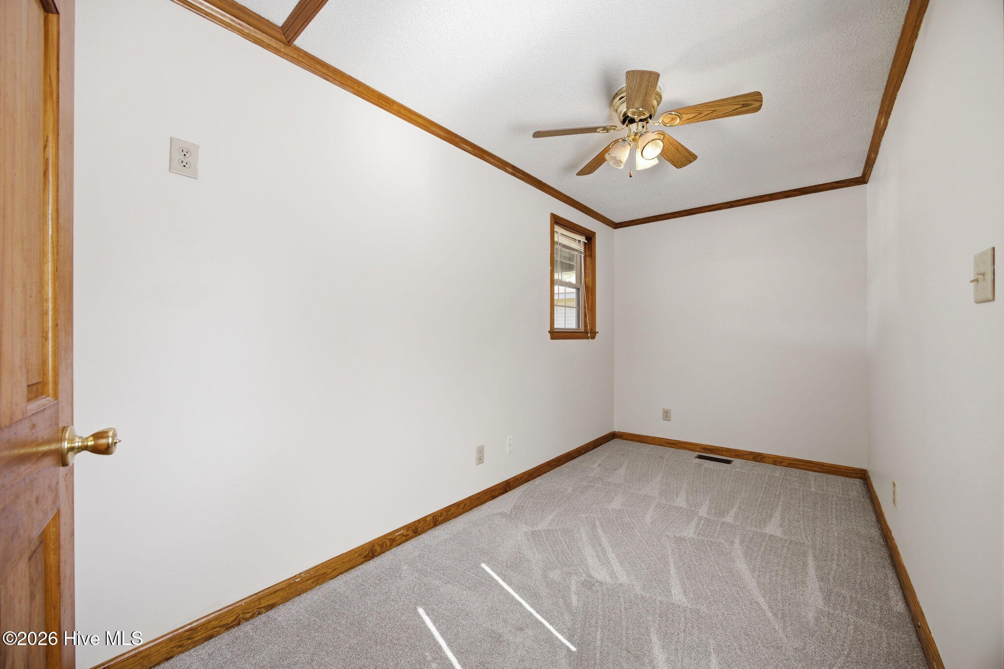 8065 Highway 11 Ayden, NC 28513 - Photo 21 of 49 36-web-or-mls-img_0050