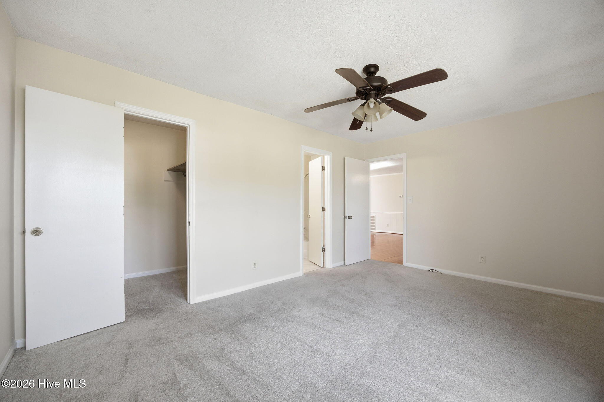 8065 Highway 11 Ayden, NC 28513 - Photo 25 of 49 40-web-or-mls-img_0062