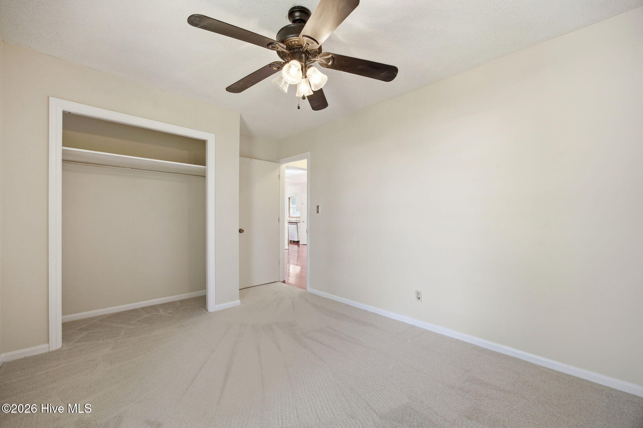 8065 Highway 11 Ayden, NC 28513 - Photo 30 of 49 45-web-or-mls-img_0080
