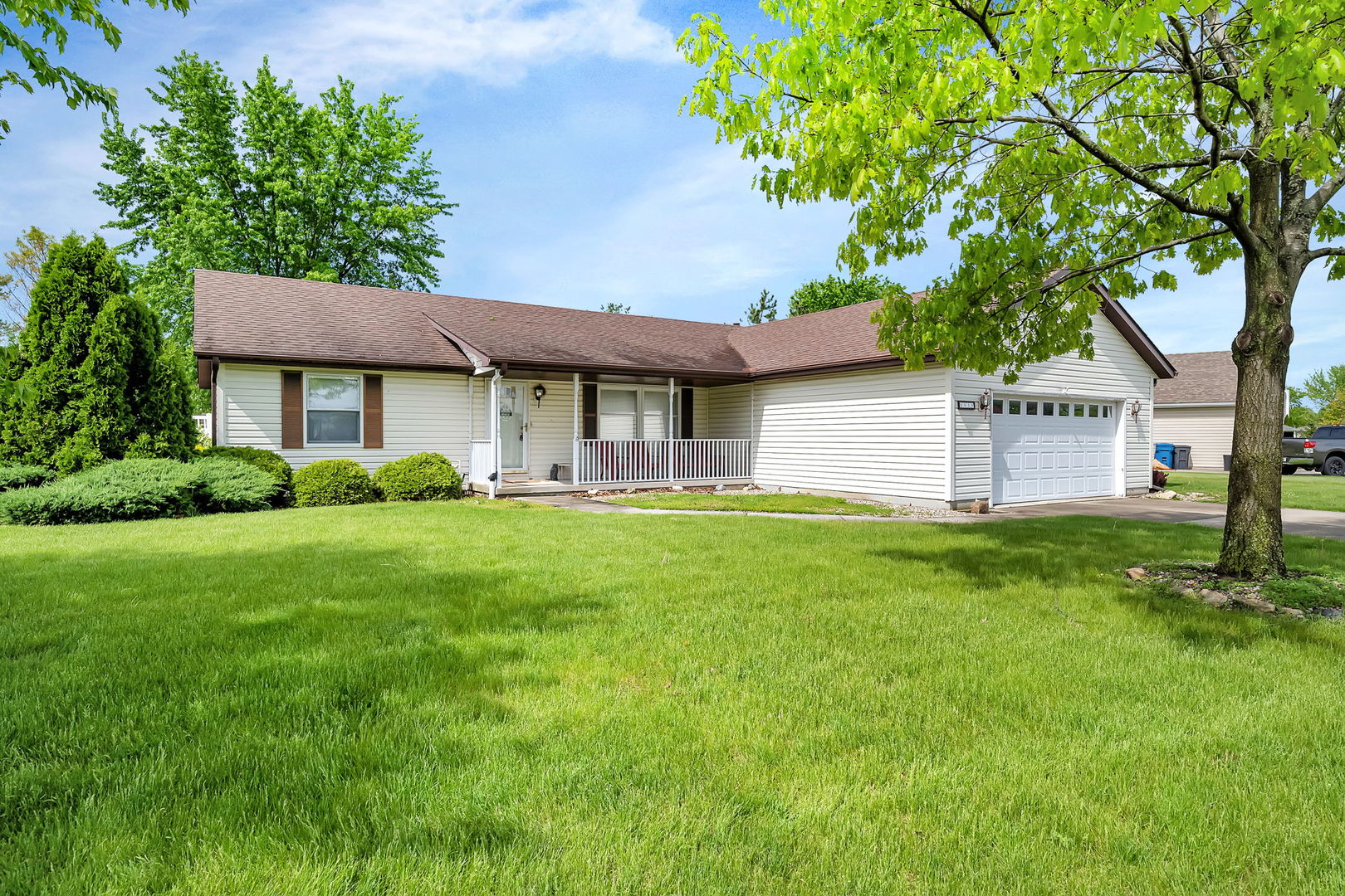 2518 Big Bluestem Road Morris, IL 60450 - Photo 2 of 27 Gallery Image 2