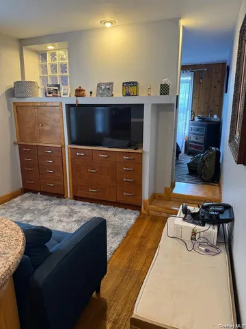 $189,500 | 84-55 Daniels Street, Unit 6E | Briarwood