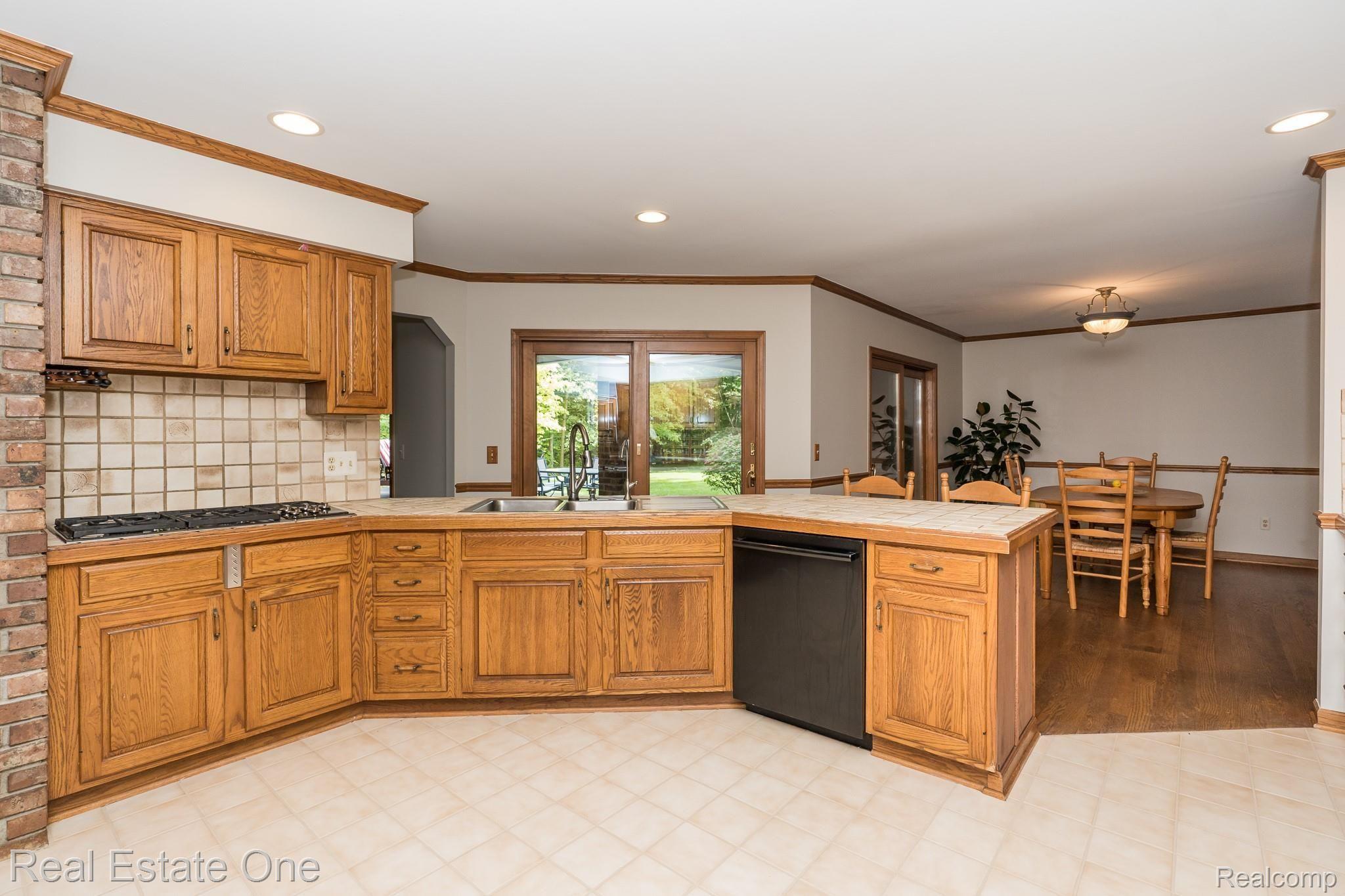7600 31 Mile Road Washington, MI 48095 - Photo 11 of 74 31 Mile MLS-W052.jpg