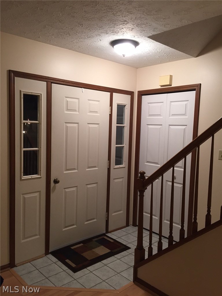 33399 Canterbury Road Avon Lake, OH 44012 - Photo 2 of 26