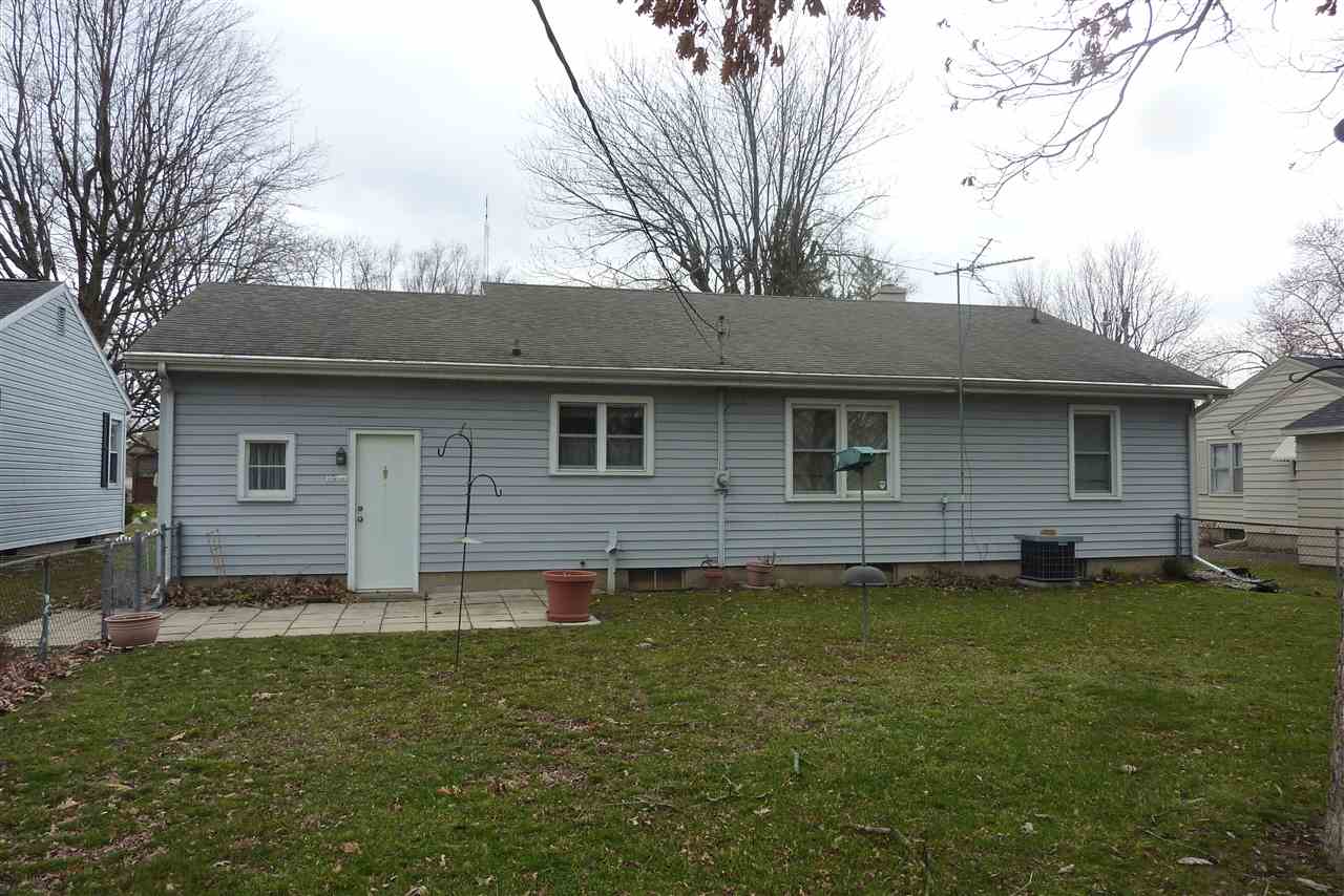 1102 Jackson Boulevard Rochester, IN 46975 - Photo 18 of 21