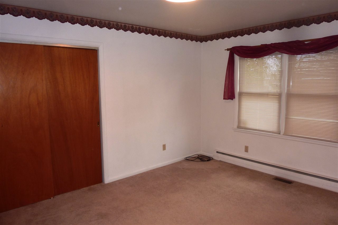 1102 Jackson Boulevard Rochester, IN 46975 - Photo 9 of 21