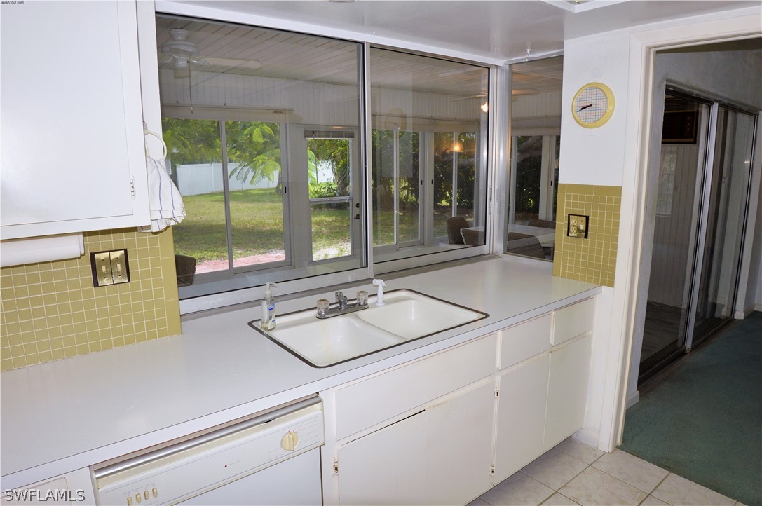 210 Redfish Road Fort Myers Beach, FL 33931 - Photo 13 of 29 Gallery Image 13