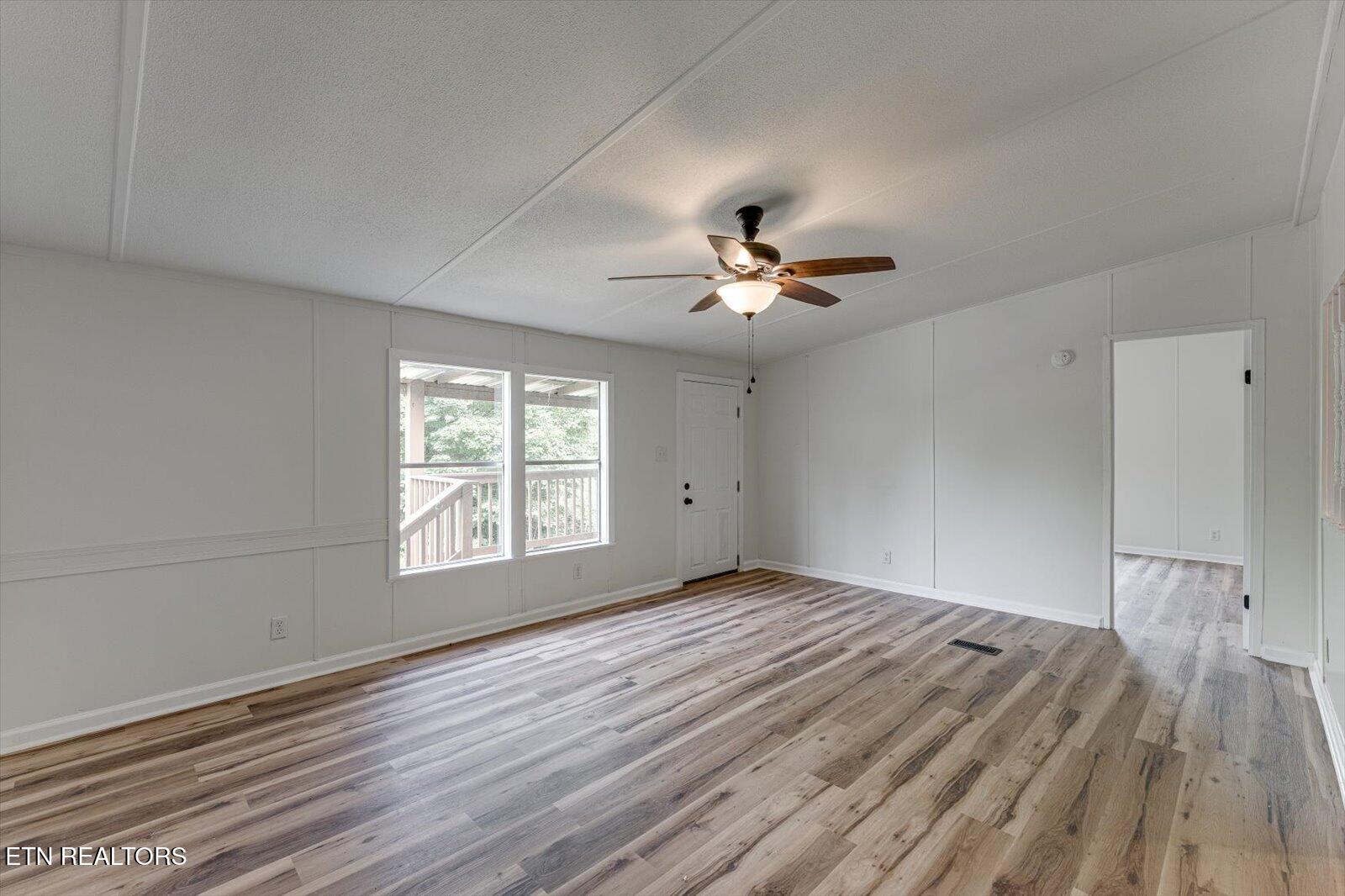 135 Mt View Road Sweetwater, TN 37874 - Photo 7 of 23 7) 58634-684701cf61d7b
