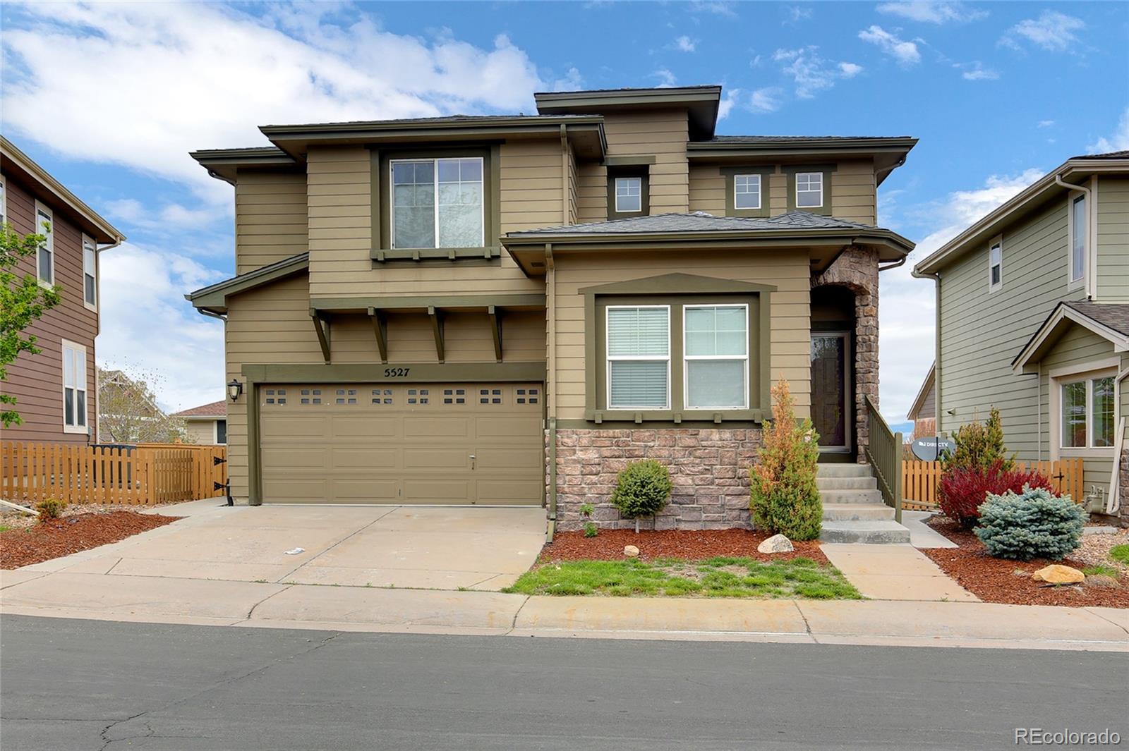 5527 Jaguar Way Highlands Ranch, CO 80130 - Photo 1 of 36