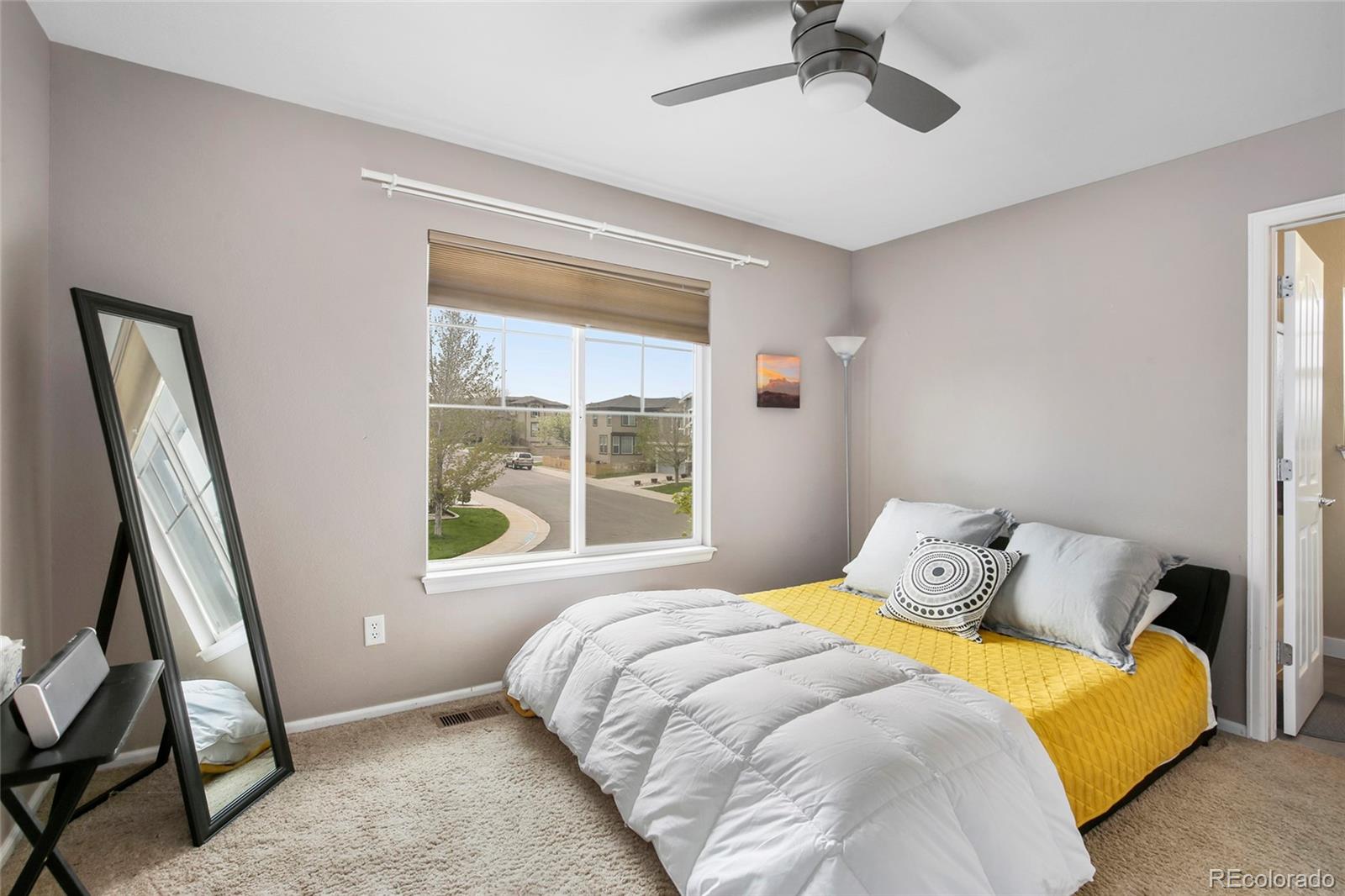 5527 Jaguar Way Highlands Ranch, CO 80130 - Photo 24 of 36