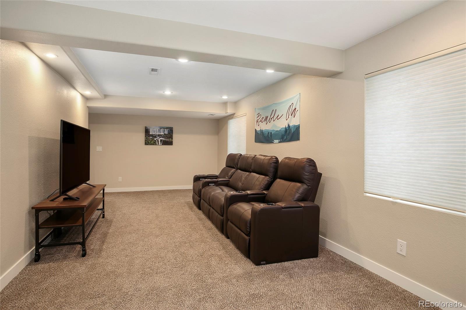 5527 Jaguar Way Highlands Ranch, CO 80130 - Photo 28 of 36