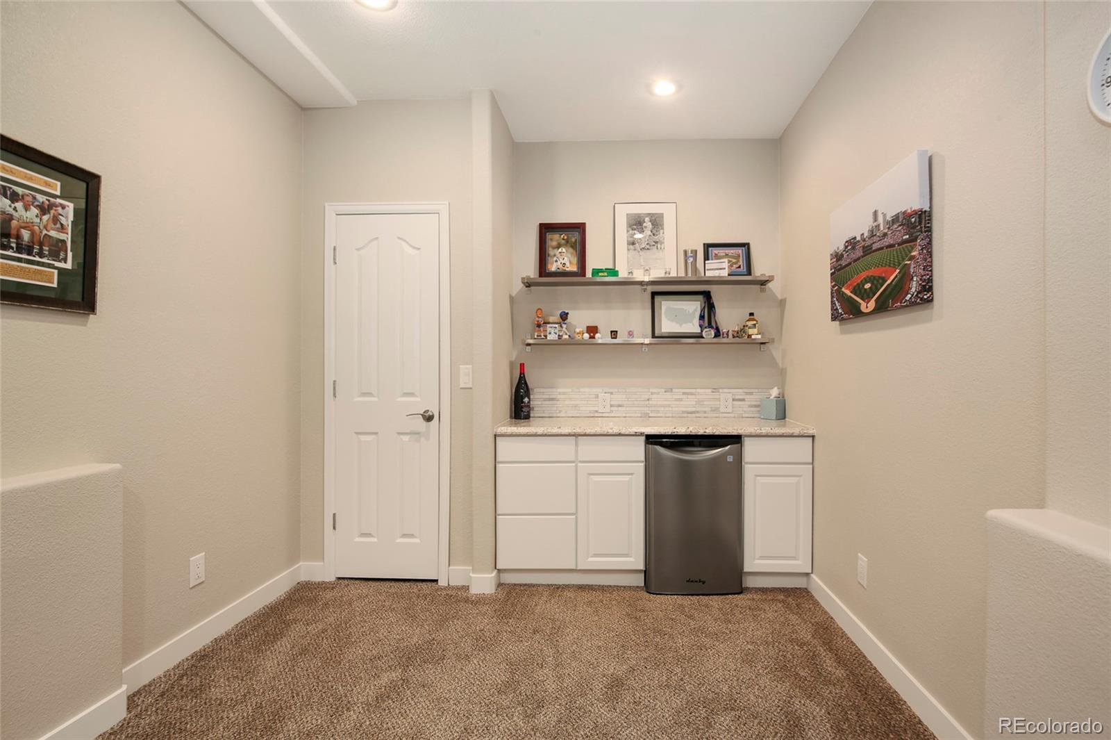5527 Jaguar Way Highlands Ranch, CO 80130 - Photo 29 of 36