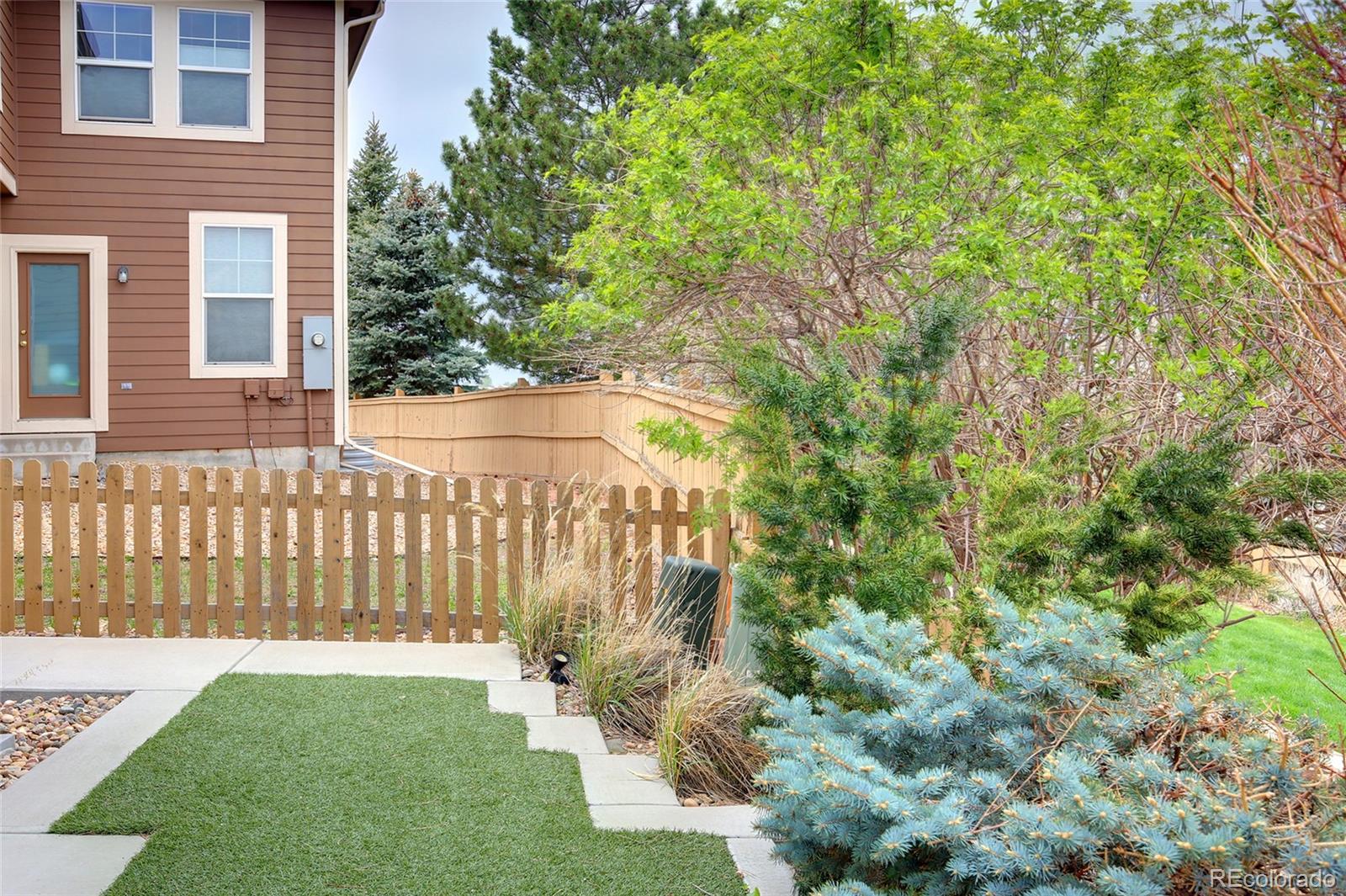 5527 Jaguar Way Highlands Ranch, CO 80130 - Photo 32 of 36